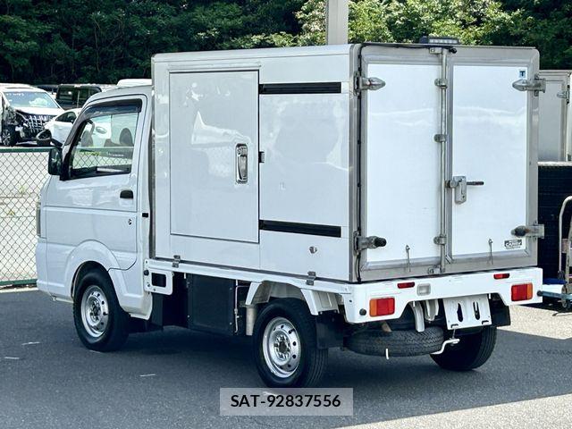 Suzuki CARRY TRUCK 2016-06 6814152-12