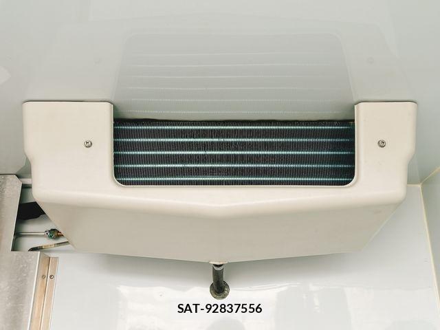 Suzuki CARRY TRUCK 2016-06 6814152-16
