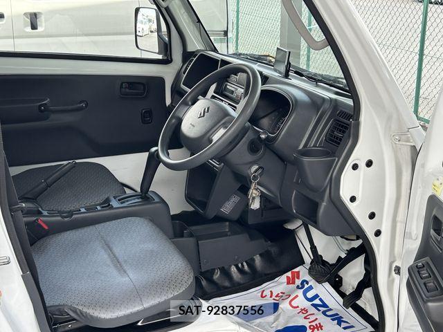Suzuki CARRY TRUCK 2016-06 6814152-19