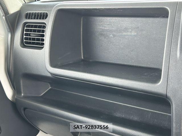Suzuki CARRY TRUCK 2016-06 6814152-24
