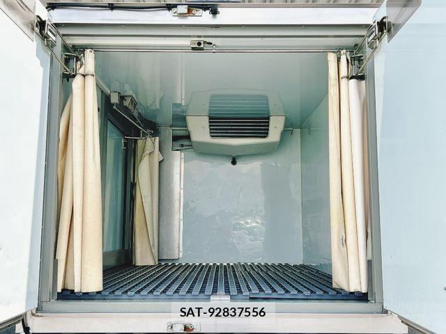Suzuki CARRY TRUCK 2016-06 6814152-3