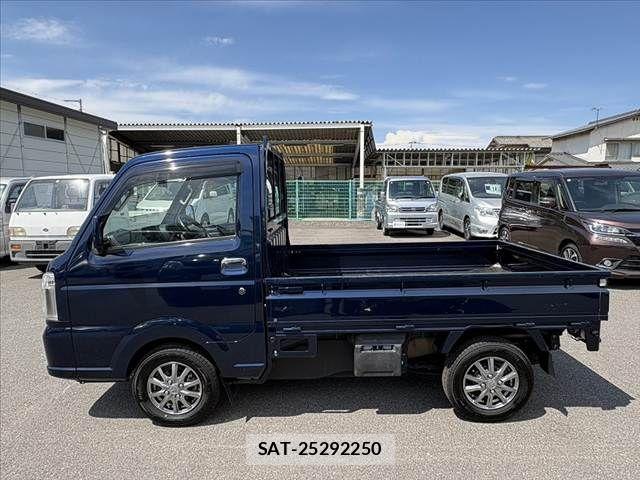 Suzuki CARRY TRUCK 2019-04 6903078-11