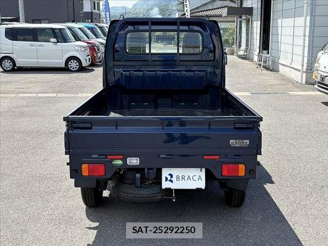 Suzuki CARRY TRUCK 2019-04 6903078-13