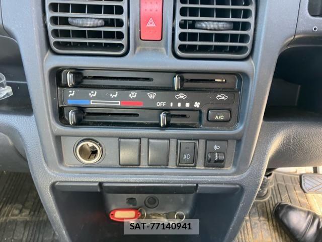 Suzuki CARRY TRUCK 2016-01 6903080-17