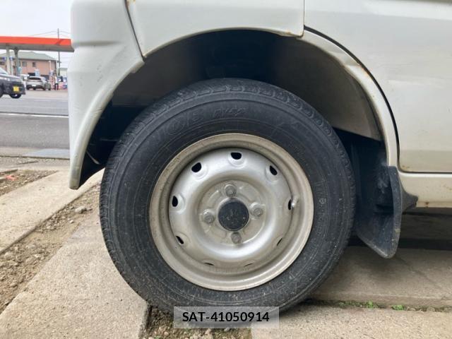 Suzuki CARRY TRUCK 2001-08 6903085-6