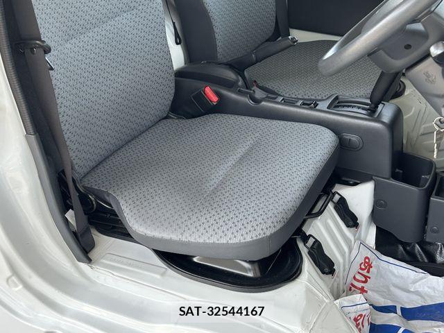 Suzuki CARRY TRUCK 2020-04 6991540-21