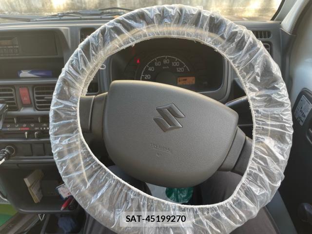 Suzuki CARRY TRUCK 2018-04 7215858-13