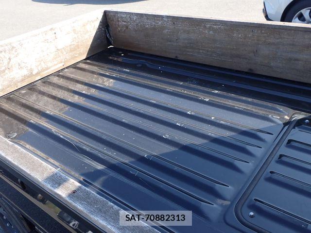 Suzuki CARRY TRUCK 2017-05 7215856-11