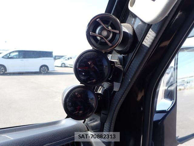 Suzuki CARRY TRUCK 2017-05 7215856-21