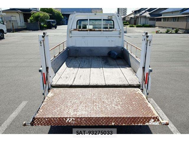 Suzuki CARRY TRUCK 2016-05 7215853-9