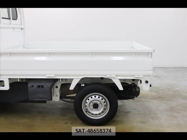 Suzuki CARRY TRUCK 2018-03 7215857-13