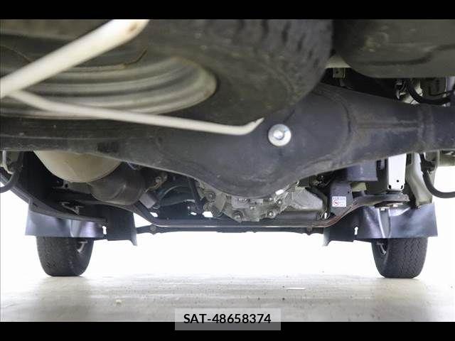 Suzuki CARRY TRUCK 2018-03 7215857-20