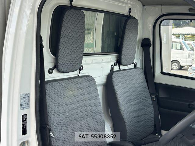 Suzuki CARRY TRUCK 2018-02 7271677-20
