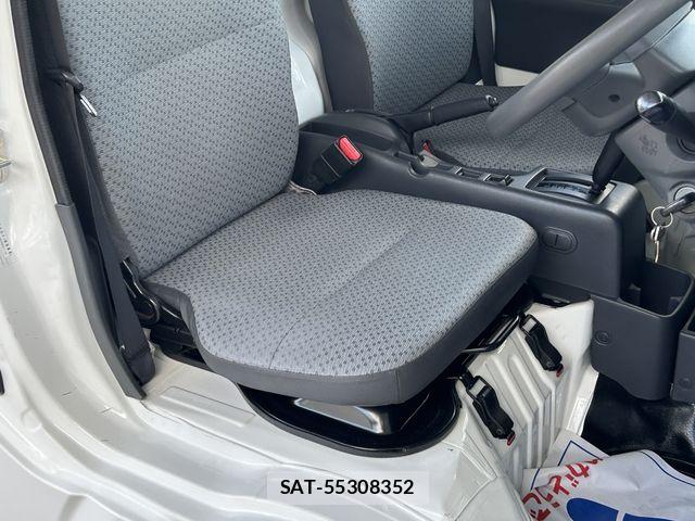 Suzuki CARRY TRUCK 2018-02 7271677-21