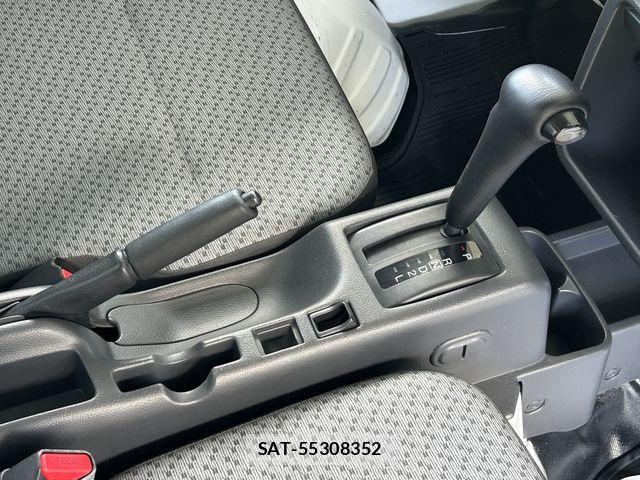 Suzuki CARRY TRUCK 2018-02 7271677-26