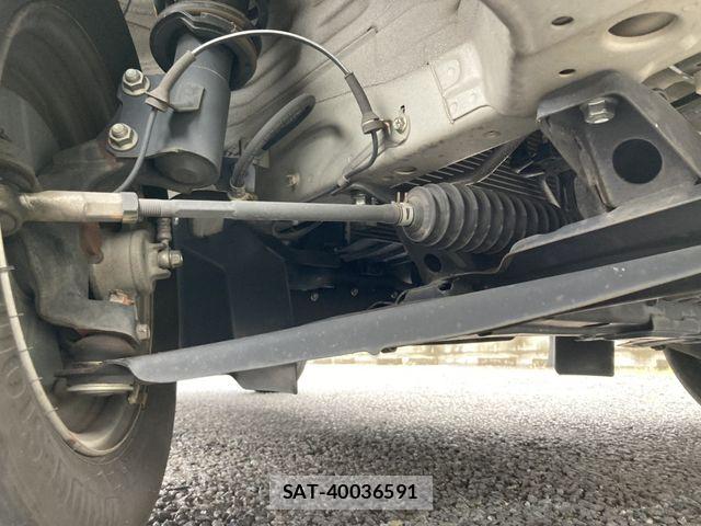 Suzuki CARRY TRUCK 2018-05 7326107-23