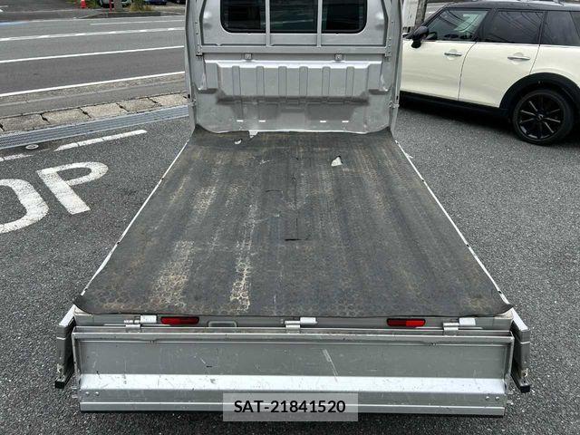 Suzuki CARRY TRUCK 2018-10 7357108-17