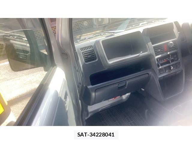 Suzuki CARRY TRUCK 2015-06 7357105-9