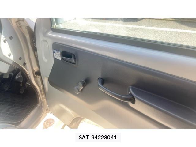Suzuki CARRY TRUCK 2015-06 7357105-11