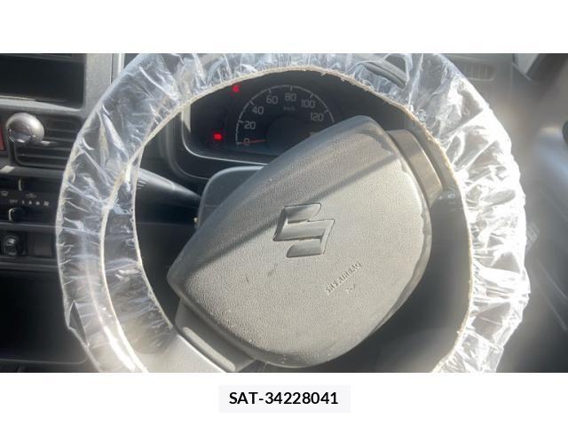 Suzuki CARRY TRUCK 2015-06 7357105-12