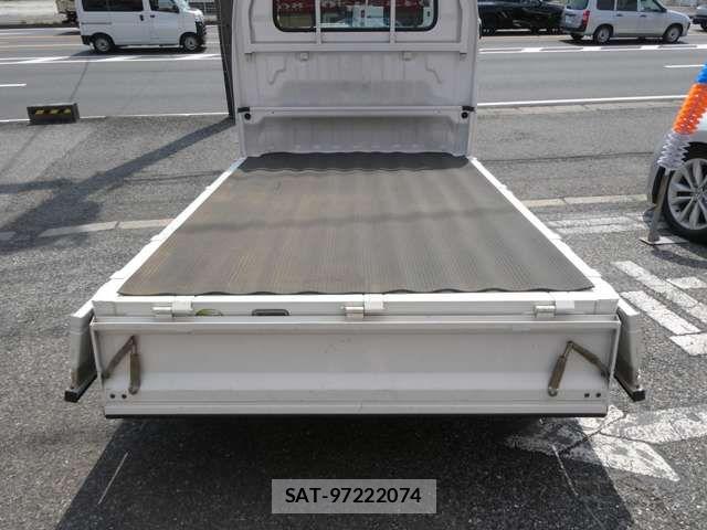 Suzuki CARRY TRUCK 2004-05 7499857-6