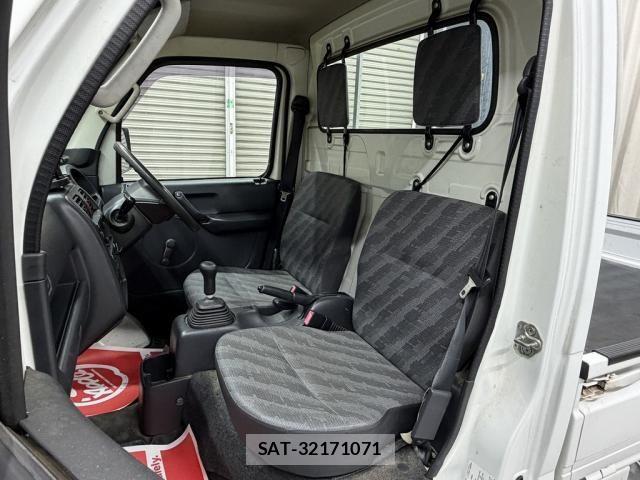 Suzuki CARRY TRUCK 2011-01 7615412-13