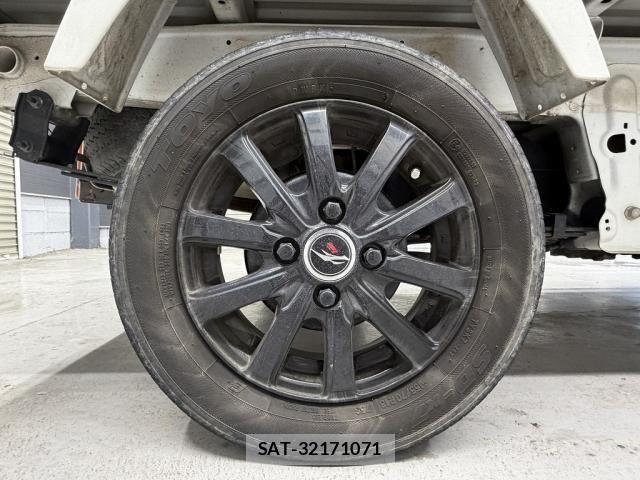 Suzuki CARRY TRUCK 2011-01 7615412-26