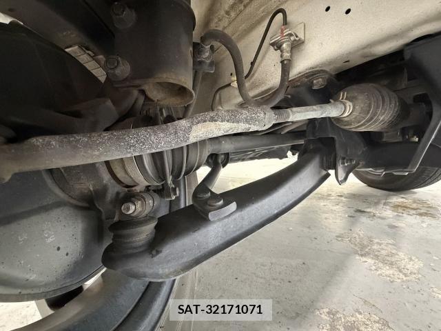 Suzuki CARRY TRUCK 2011-01 7615412-29