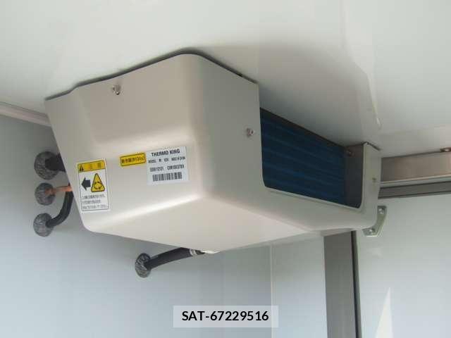 Suzuki CARRY TRUCK 2026-04 7615409-12