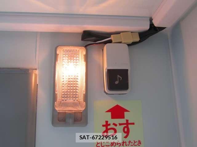 Suzuki CARRY TRUCK 2026-04 7615409-14