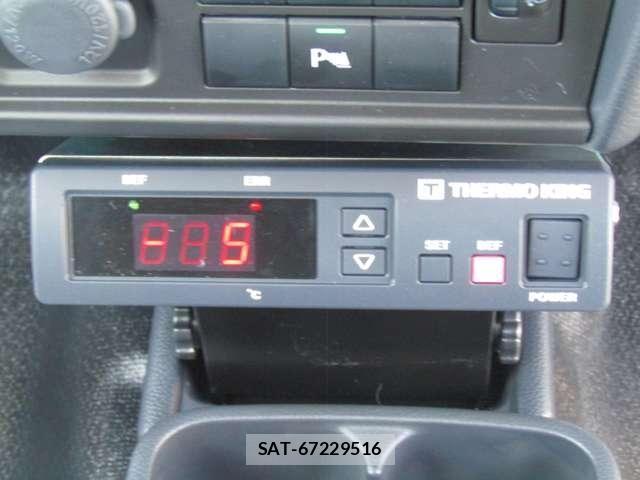 Suzuki CARRY TRUCK 2026-04 7615409-25