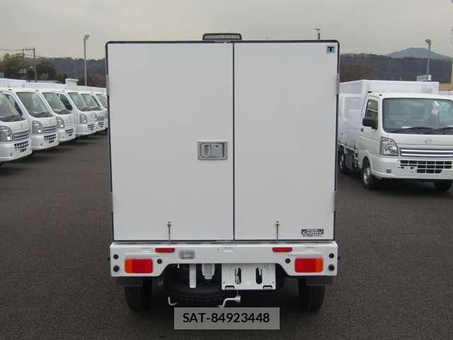 Suzuki CARRY TRUCK 2026-04 7615410-5