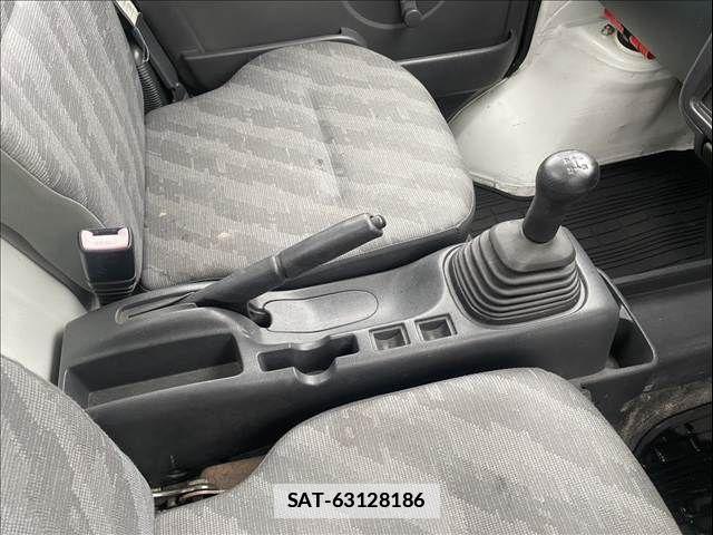 Suzuki CARRY TRUCK 2007-03 7721766-22