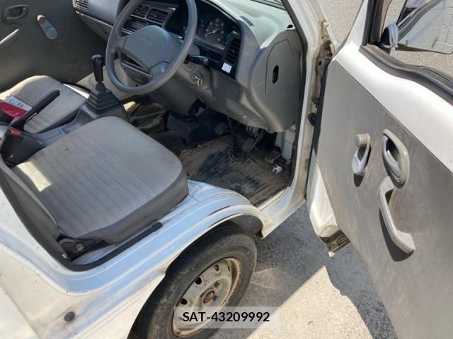 Suzuki CARRY TRUCK 1998-01 8034749-17