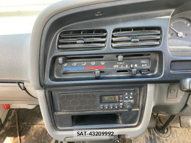 Suzuki CARRY TRUCK 1998-01 8034749-19