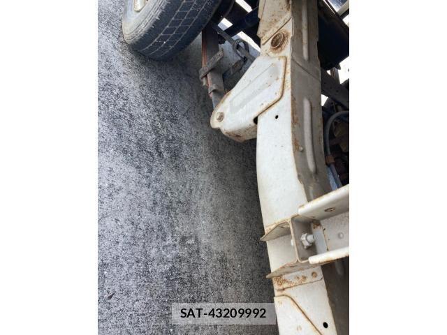 Suzuki CARRY TRUCK 1998-01 8034749-23