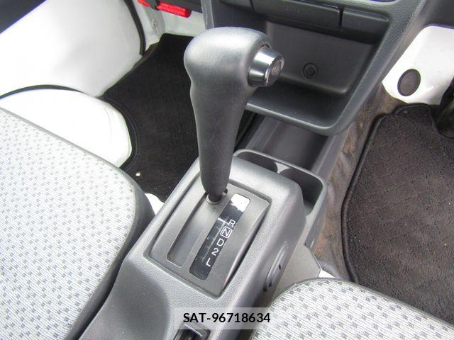 Suzuki CARRY TRUCK 2022-04 8034746-13