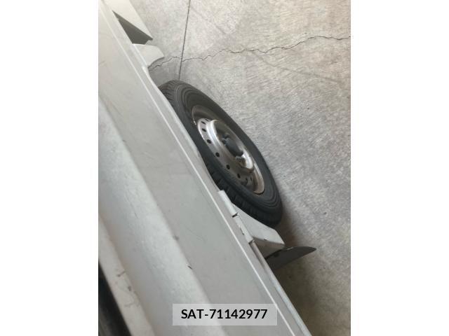 Suzuki CARRY TRUCK 2004-10 8073187-8