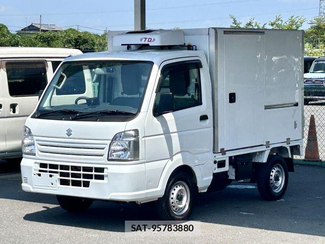 Suzuki CARRY TRUCK 2022-04 8129317-5
