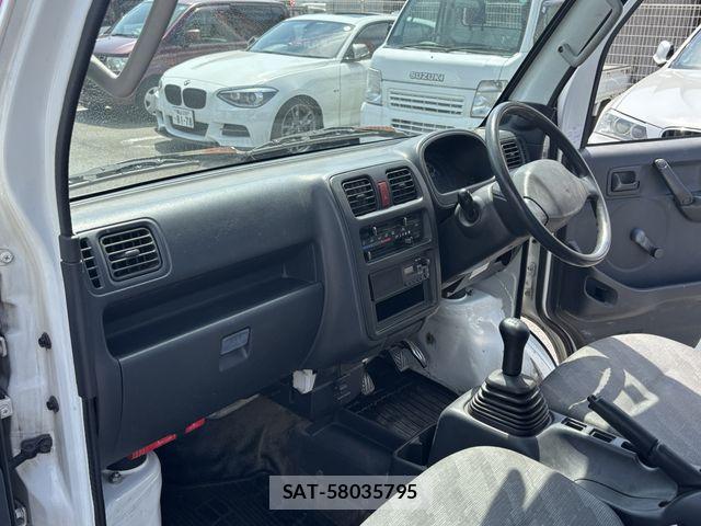 Suzuki CARRY TRUCK 2012-08 8206755-18