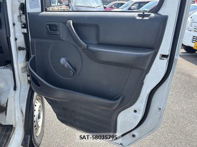 Suzuki CARRY TRUCK 2012-08 8206755-20