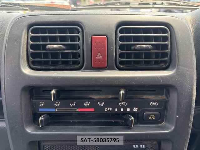 Suzuki CARRY TRUCK 2012-08 8206755-23