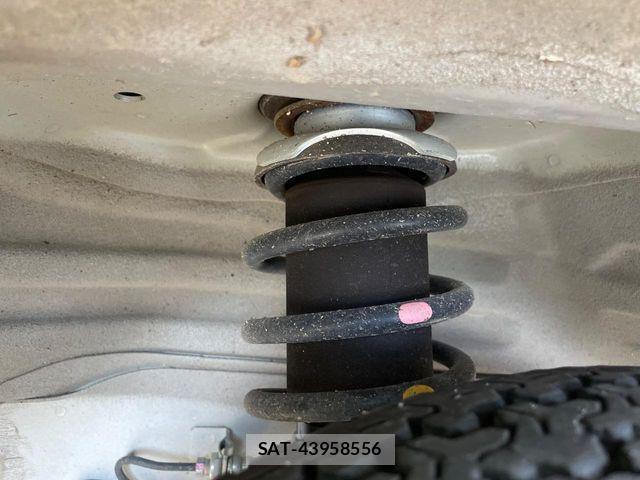 Suzuki CARRY TRUCK 2023-07 8229220-17