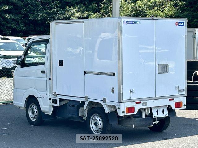 Suzuki CARRY TRUCK 2022-04 8229215-13