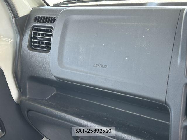 Suzuki CARRY TRUCK 2022-04 8229215-25