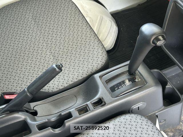 Suzuki CARRY TRUCK 2022-04 8229215-27