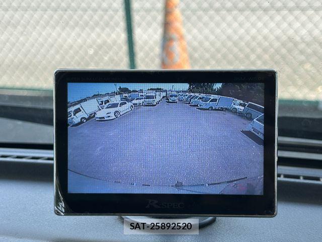 Suzuki CARRY TRUCK 2022-04 8229215-28