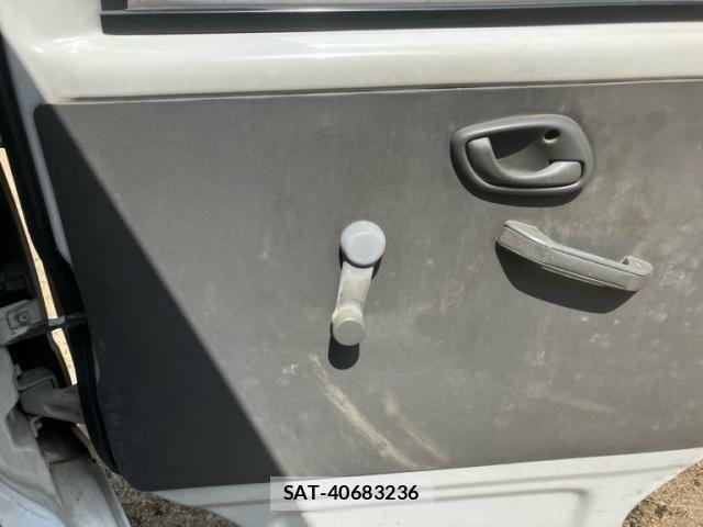 Suzuki CARRY TRUCK 1999-01 8244803-16