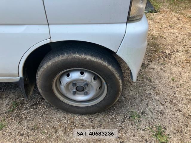 Suzuki CARRY TRUCK 1999-01 8244803-7