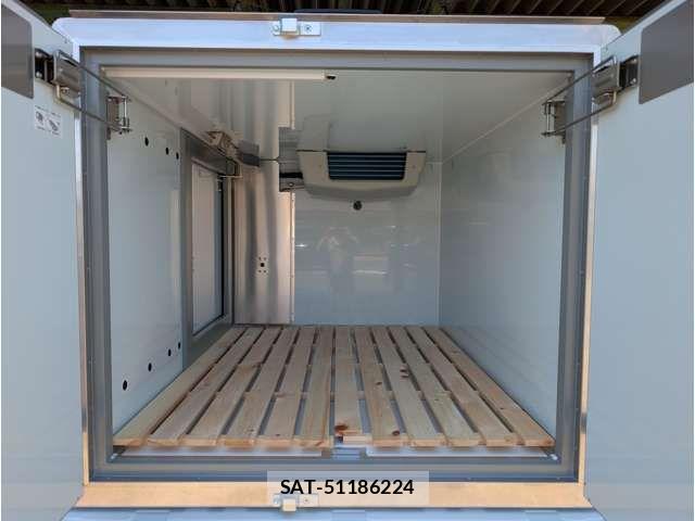 Suzuki CARRY TRUCK 2026-06 8244799-13